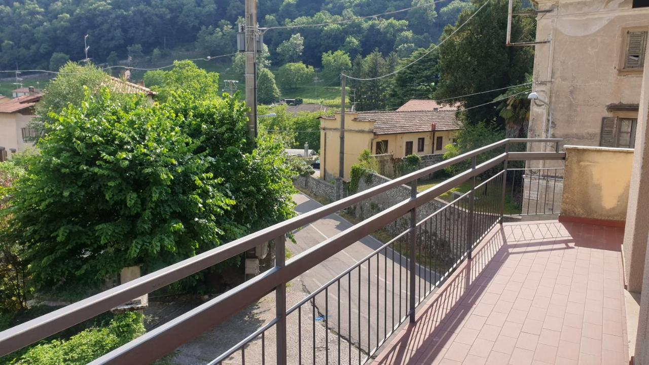 Apartment Bellagio. Asso Esterno foto